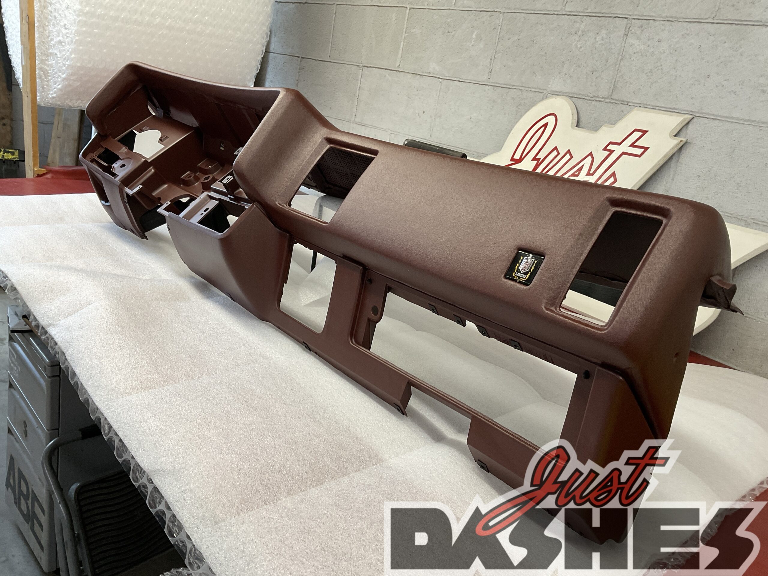 1976 Monte Carlo Dash Restoration