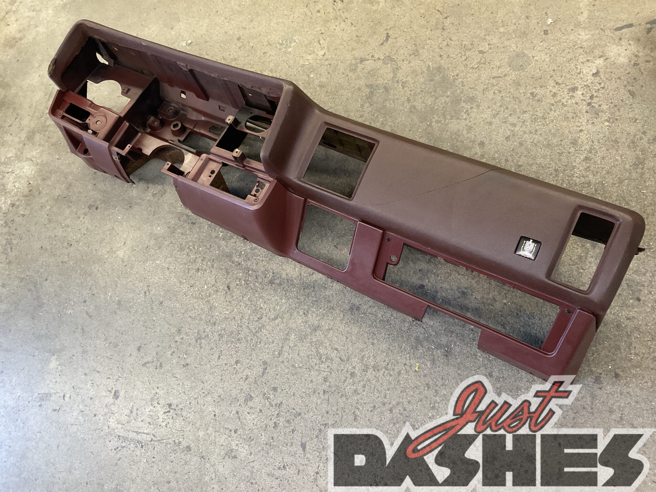 1976 Monte Carlo Dash Restoration