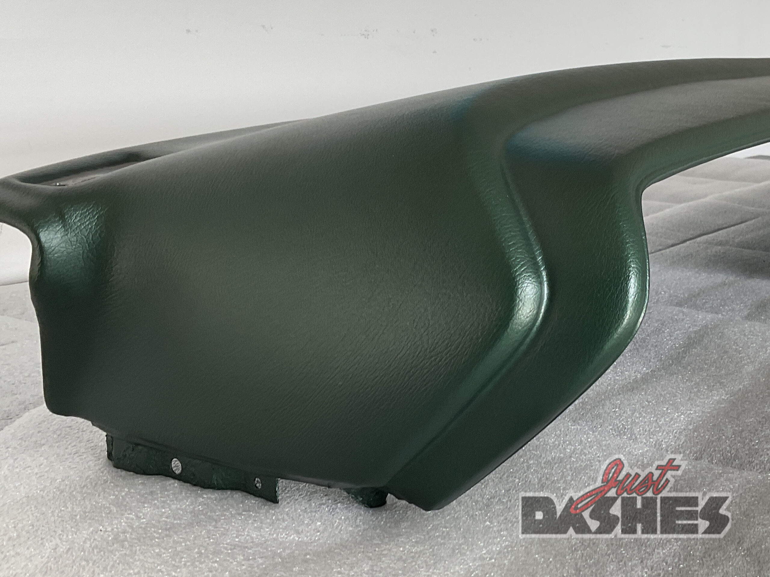 74 Cuda dashboard restoration