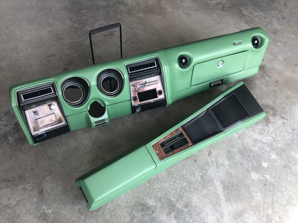 1976 Oldsmobile Cutlass Supreme full dash assembly, restored by Just Dashes